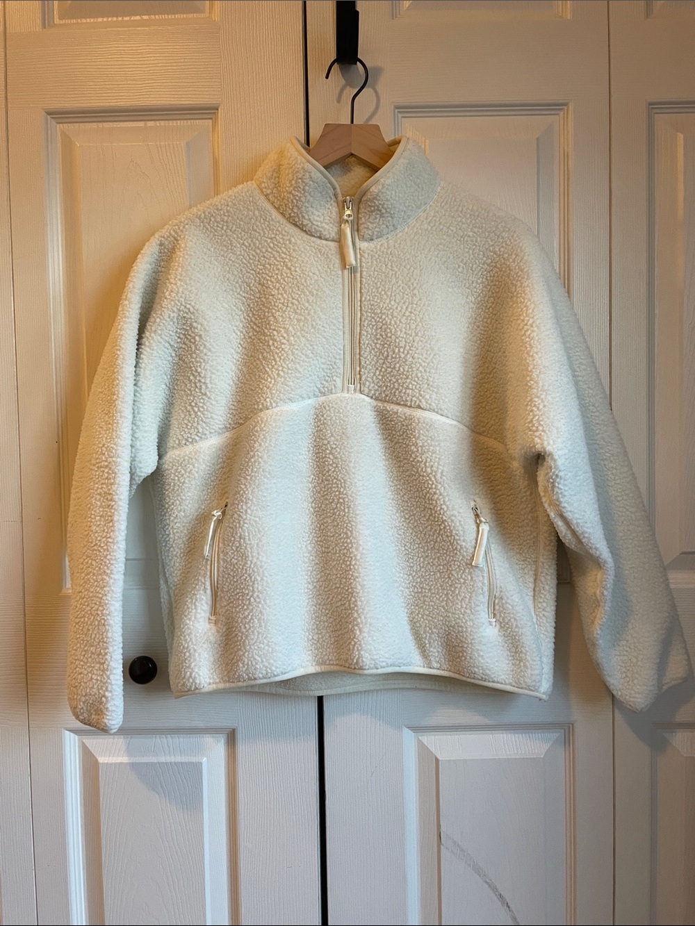 Ivory Sherpa Fleece Jacket - Soft Plush Zip Style